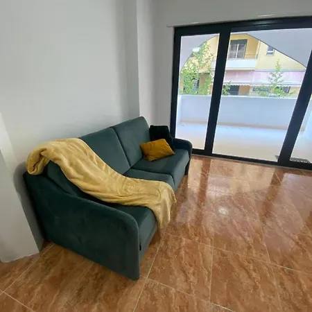 Apartament Larisa's *